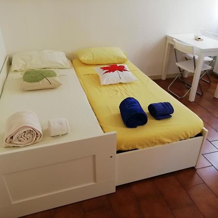 Апартаменты Over The Rainbow - Cozy Studio In The Centre Of Феррара Экстерьер фото